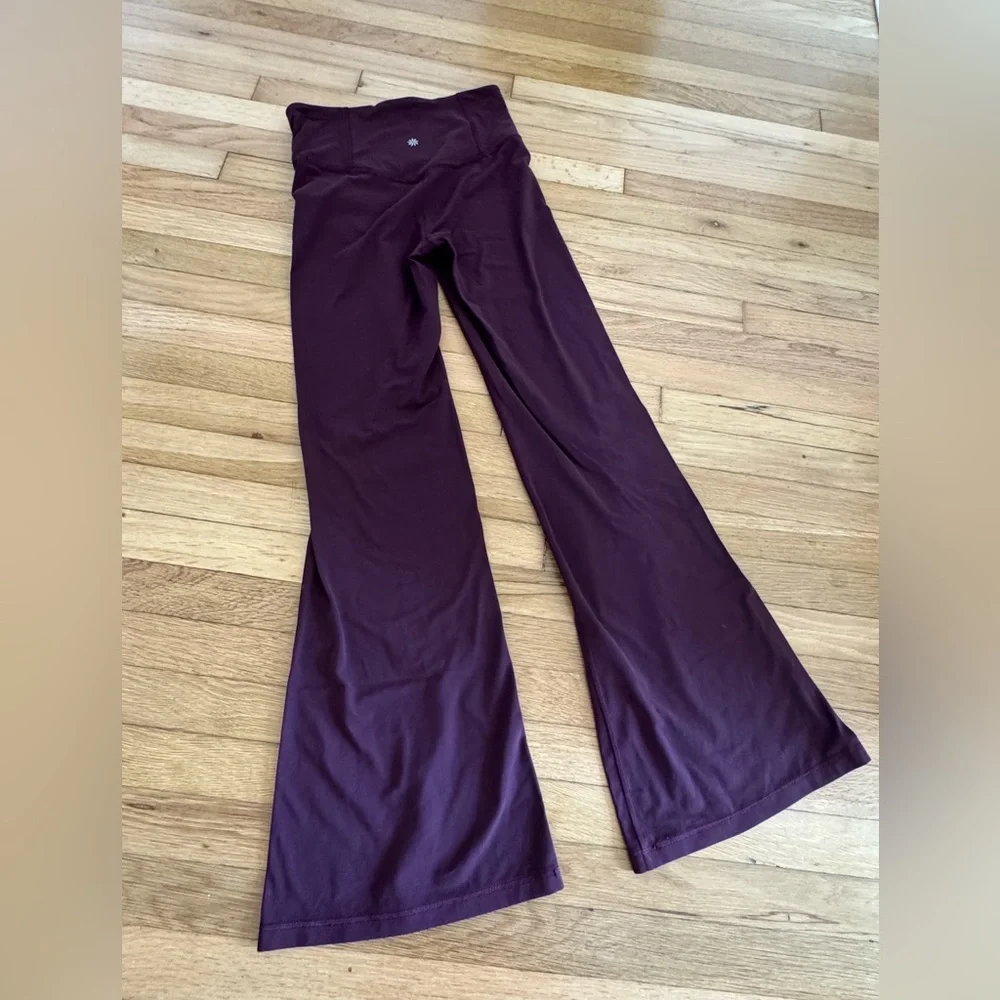 Athleta Burgandy Maroon Elation Flare Pants Size Small - Picture 5 of 6